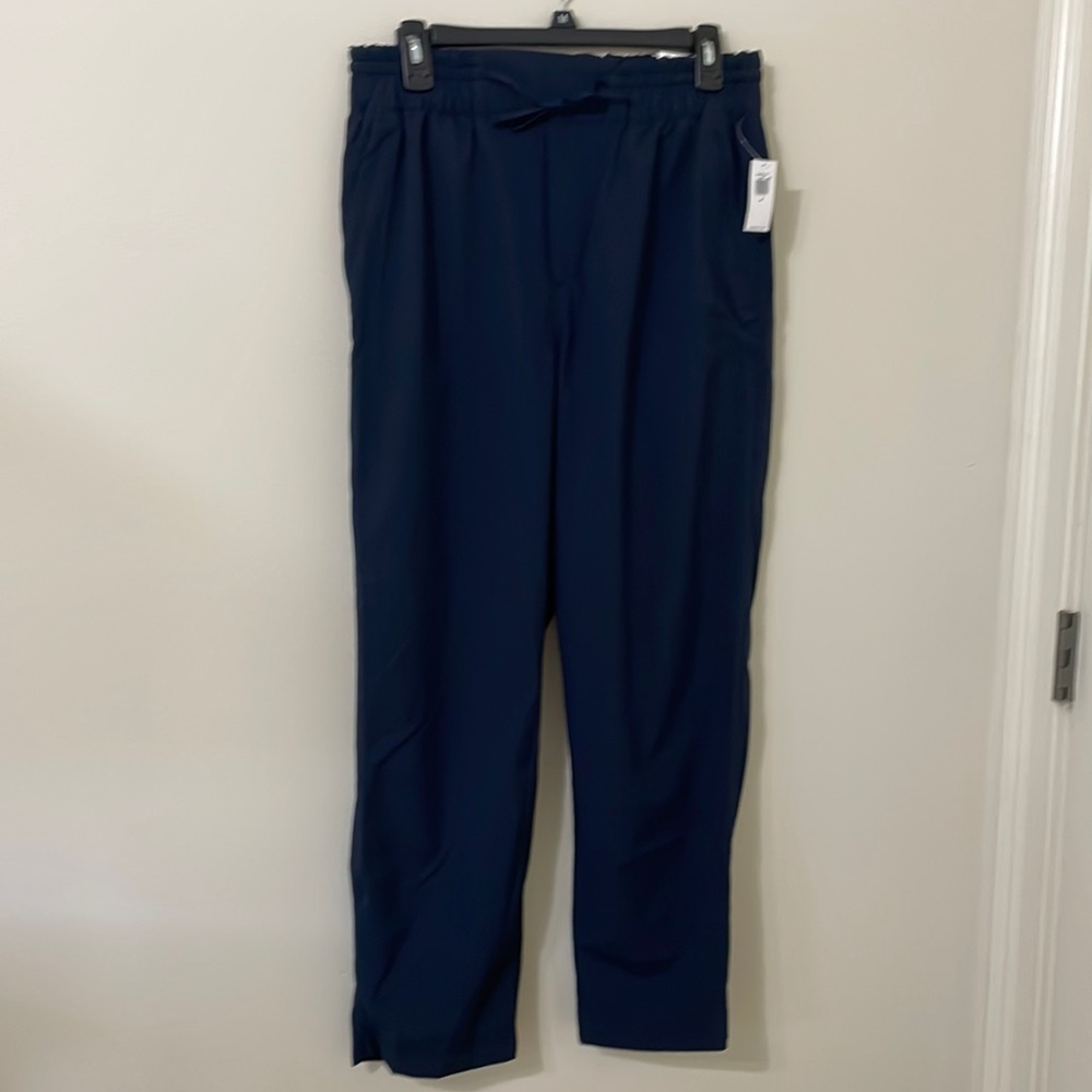 Old Navy, Navy Blue High-waisted Stretch-tech Cropped Pant for Women (Size M)!